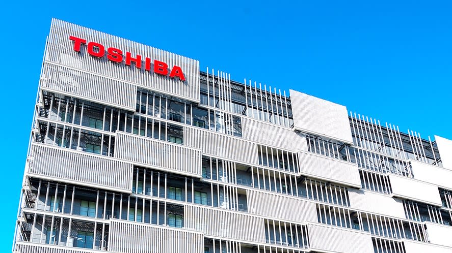  Toshiba. 