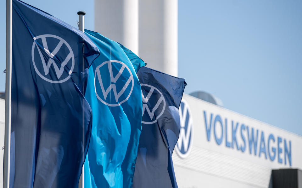 VW erntet Kritik. (Bild: Hendrik Schmidt/picture alliance via Getty Images)