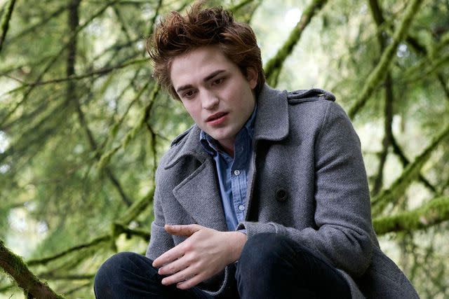Alamy Robert Pattinson in <em>Twilight</em> (2008)