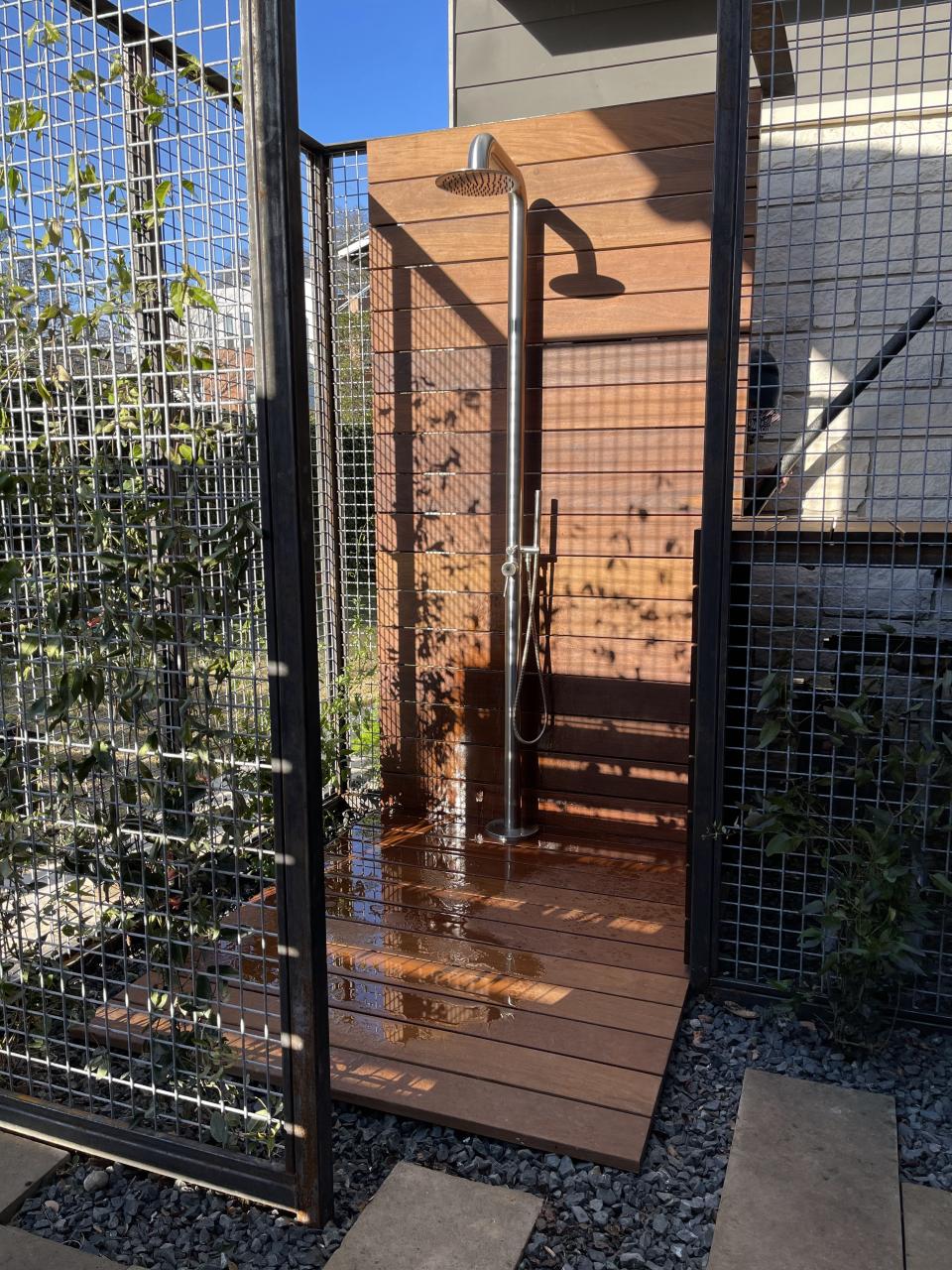 outdoor shower by Eden Garden Design