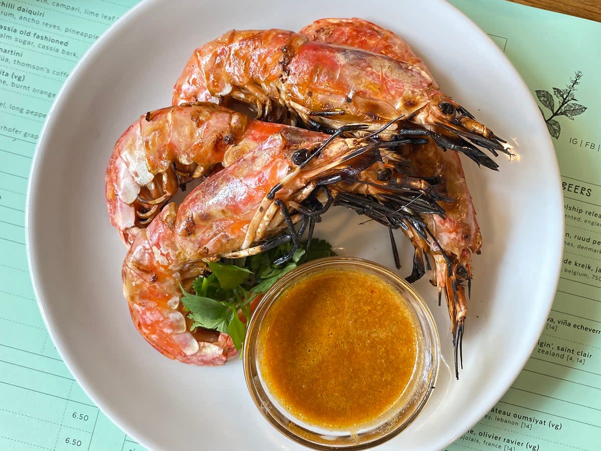 A spicy Thai dipping sauce brings the heat to these grilled prawns  (Sandy Browning/Ka Pao)