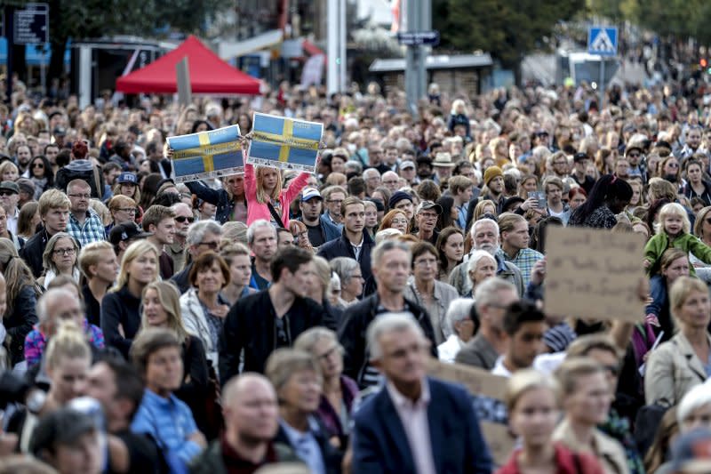 2015年9月9日，瑞典第二大城哥特堡的數千民眾上街遊行，表達歡迎難民的心聲（AP）