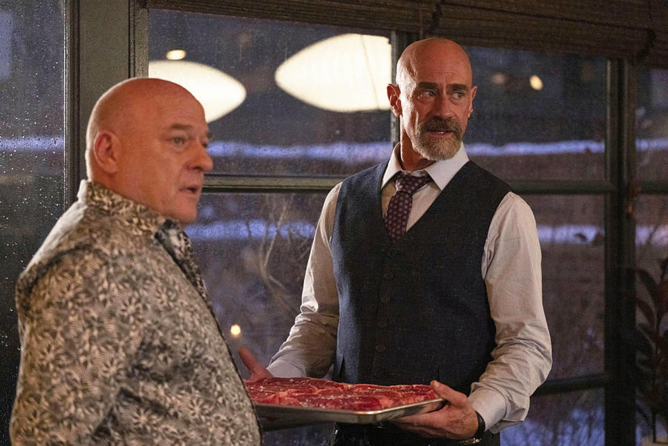 Dean Norris as Randall Stabler and Christopher Meloni as Det. Elliot Stabler season 4 of 