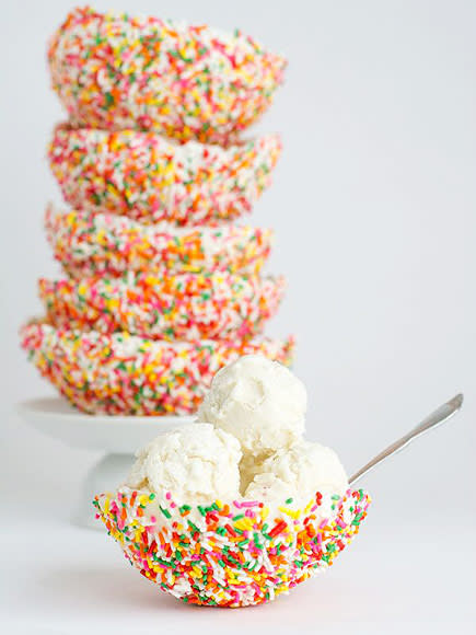 SPRINKLES ICE CREAM BOWLS