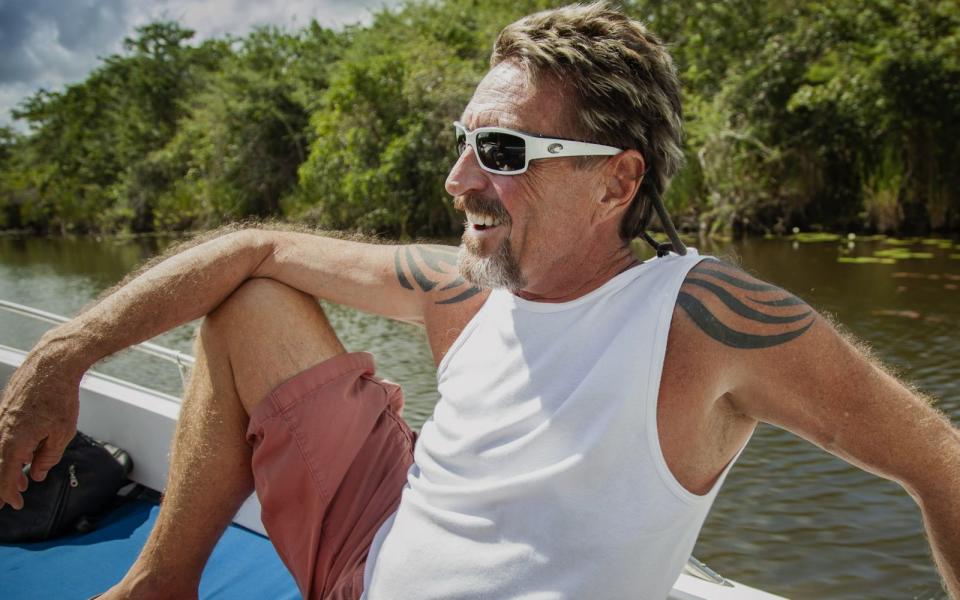 Seit 2008 lebte John McAfee in Belize, wo sich schließlich auch der Mord an seinem Nachbarn ereignete. (Bild: ZDF / Showtime Networks)