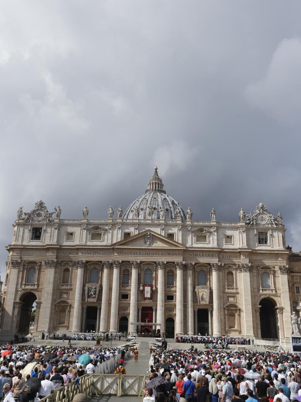 Pope Francis celebrates Mass on the occasion of the Migrant and Refugee World Day, in St. Peter's Square, at the Vatican, Sunday, Sept. 29, 2019. (AP Photo/Andrew Medichini)