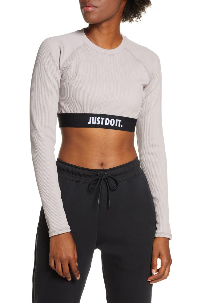 Save up to 40% off women's activewear during Nordstrom's winter sale - Yahoo  Sports