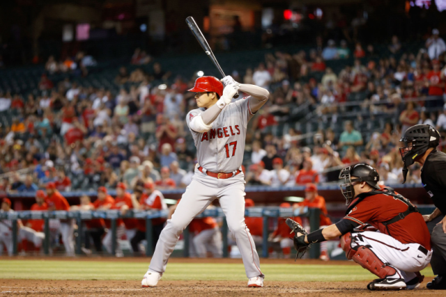 Angels star Shohei Ohtani's perfect reaction to historic 100th home run