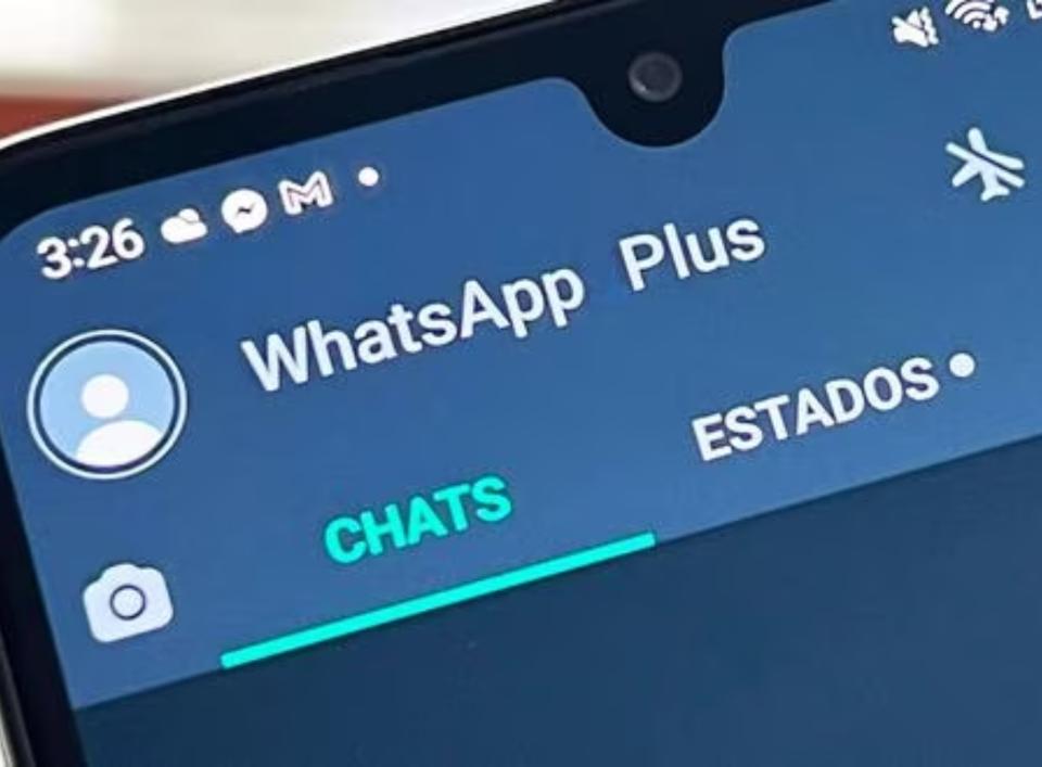 El modo dorado está en WhatsApp Plus, no en la versión oficial de WhatsApp.