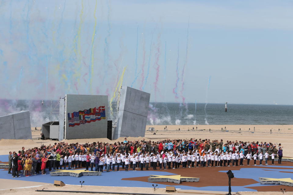 Le 6 juin 2014 pour célébrer le 70e anniversaire du Débarquement, une cérémonie grandiose avait eu lieu sur la plage de Ouistreham.