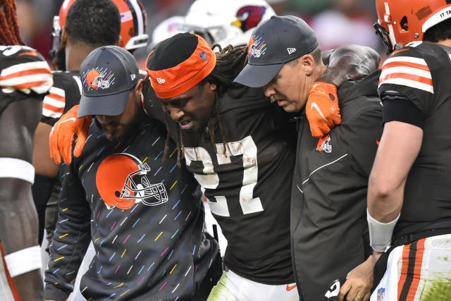 Cleveland Browns FaceTime Kevin Stefanski during playoff celebration