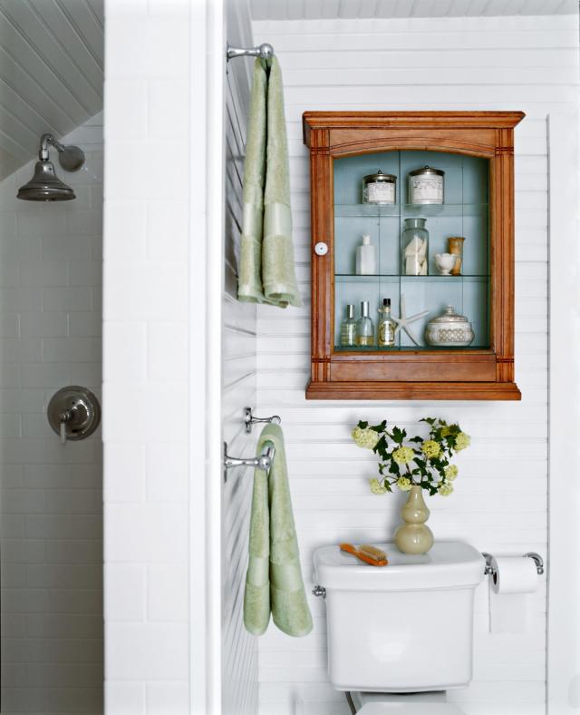 28 Bathroom Towel Storage Ideas That Are Pretty and Practical