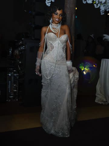 <p>Irma Mchedlishvili</p> Lauryn Hill's daughter Sara in a Galia Lahav dress