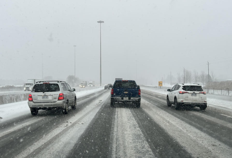 Snow returns to Ontario, with 10+ cm threatening Friday travel