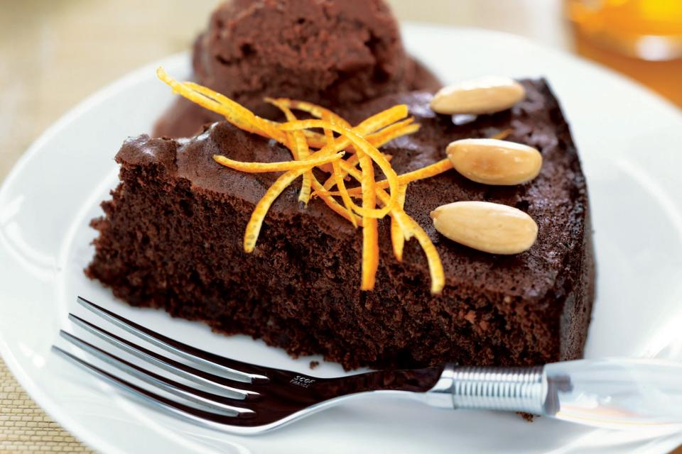 Flourless Chocolate-Orange Almond Cake