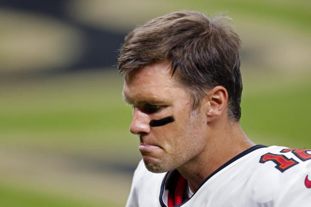 Tom Brady, playing past his bedtime again, leads Buccaneers vs. Rams on  Yahoo Sports app