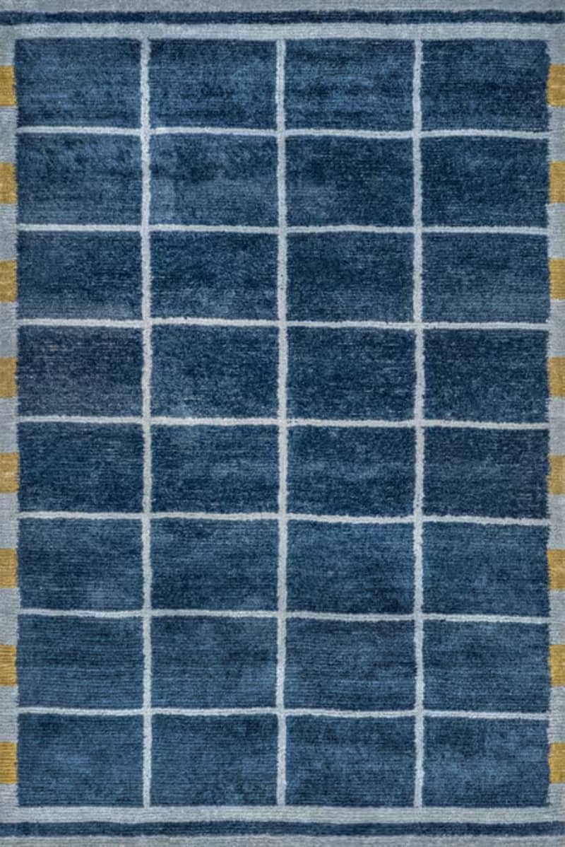 Blue Fountain Checked Wool 5' x 8' Area Rug