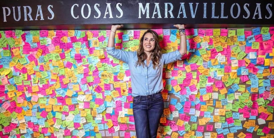 Erika de la Vega estará presentándose los próximos dos fines de semana en el Colony Theatre de Lincoln Rd., Miami Beach, con el espectáculo “Puras cosas maravillosas”, bajo la dirección de Michel Hausmann. Foto Tiranube/Cortesía 305 PR