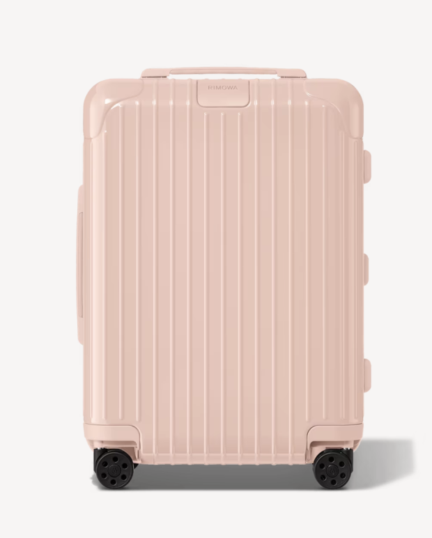 The Carry-On and Check-In Suitcases Jet-Setting Fashion Girls Swear By -  Fashionista