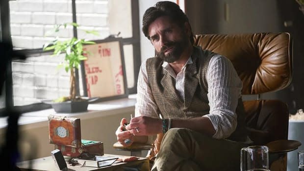 John Stamos as Dr. Nicky in "You"<p>Netflix</p>