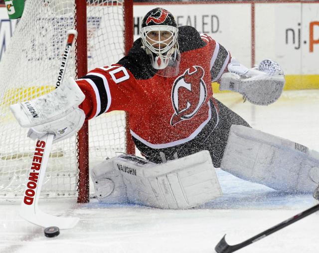 Sean Avery screens Martin Brodeur The Avery Rule 