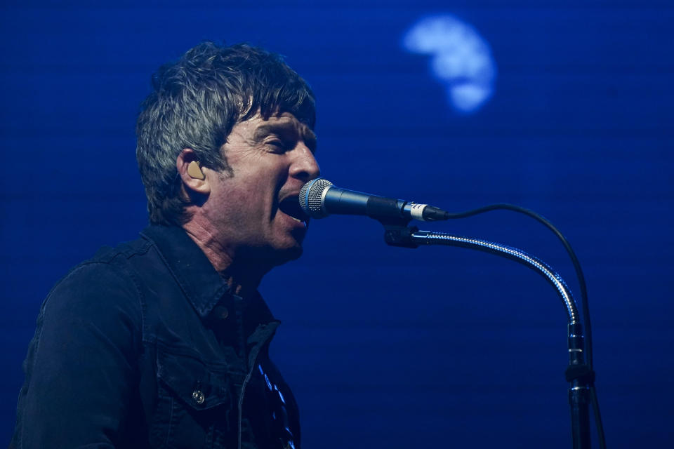 Noel Gallagher de Noel Gallagher's High Flying Birds durante su concierto en el festival Corona Capital en la Ciudad de México, el domingo 19 de noviembre de 2023. (Foto AP/Aurea Del Rosario)