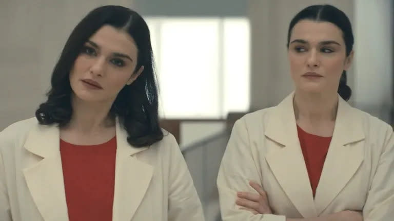 En Dead Ringers, Rachel Weisz interpreta a las dos doctoras Mantle