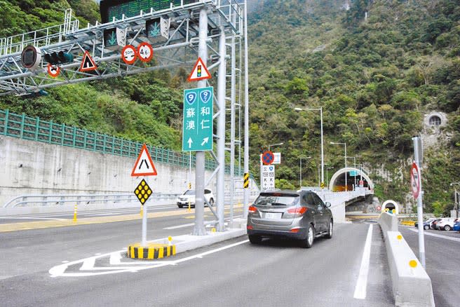 蘇花改將在春節期間，開放大客車行駛路肩，鼓勵往返花東民眾搭大眾運輸。（本報資料照片）