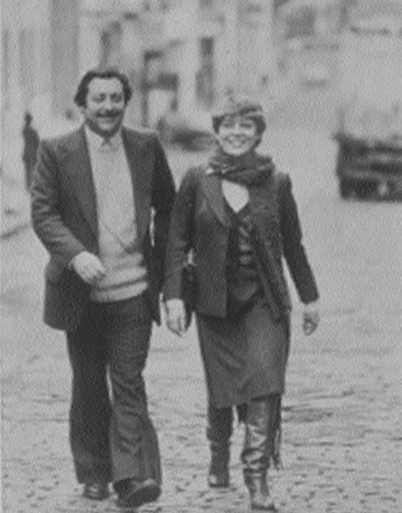 Actores queridos: Juan Manuel Tenuta y Adela Gleijer, cuando estrenaron Esperando la carroza en teatro, en Buenos Aires