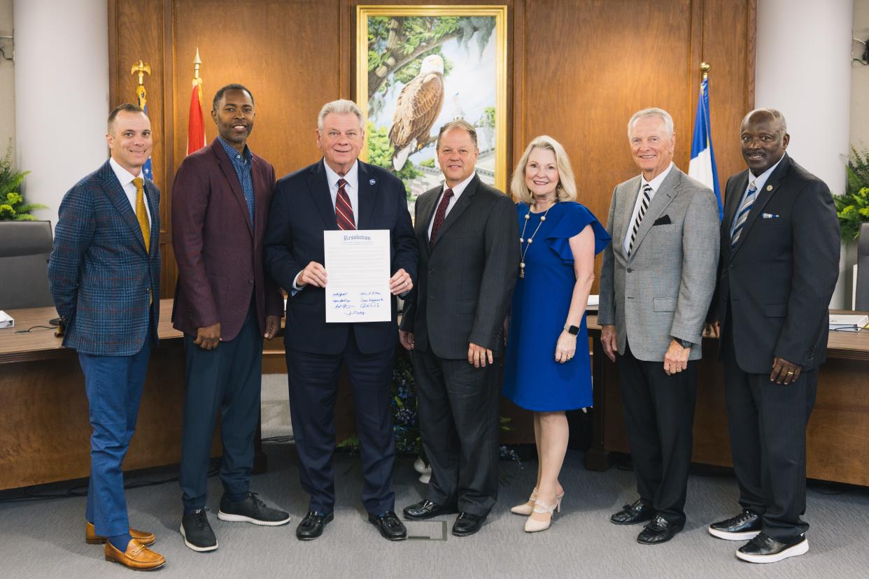 TCC President Jim Murdaugh and the college's Board of Trustees signed a resolution on April 15, 2024 in recognition of the rebranding of the college as it will be named Tallahassee State College beginning July 1, 2024. (Left to right: Monte Stevens, Charlie Ward, Jim Murdaugh, Chair Jonathan Kilpatrick, Vice Chair Karen B. Moore, Frank Messersmith, Trustees Eugene Lamb)