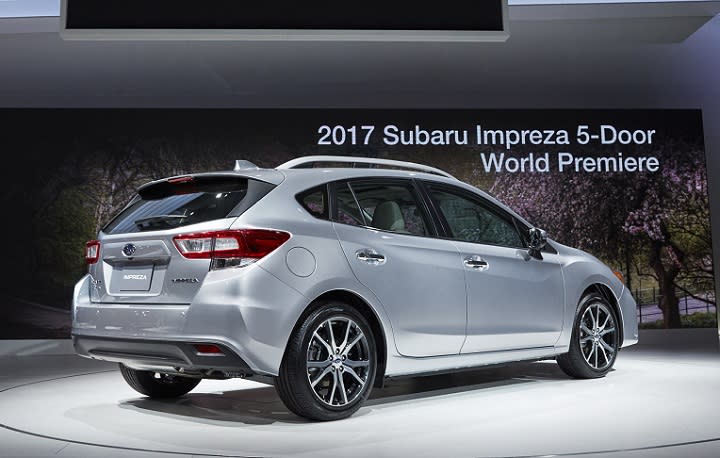 2017 Subaru Impreza Hatchback photo