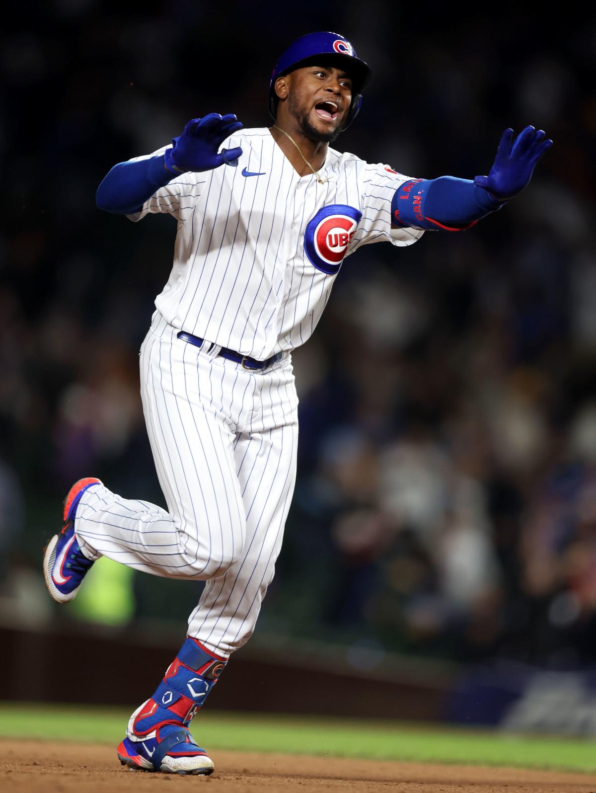 Alexander Canario's GRAND SLAM sparks Chicago Cubs' offense in