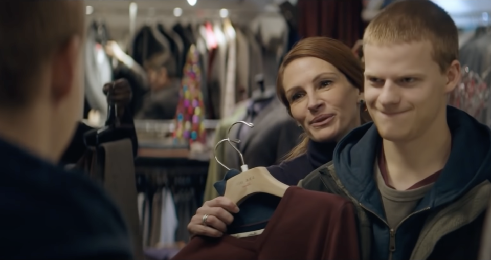 Julia Roberts as Holly helps her son Ben, played by Lucas Hedges, pick out clothes in "Ben in Back"