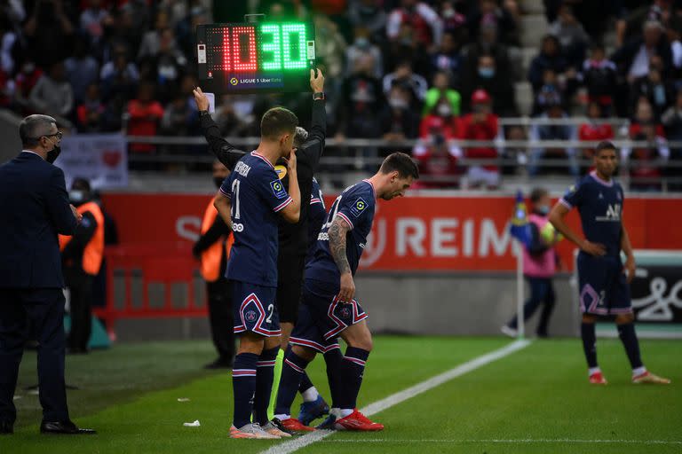 Lionel Messi debuta en el Paris Saint-Germain Lionel Messi ante Reims por la cuarta fecha de la Ligue 1.