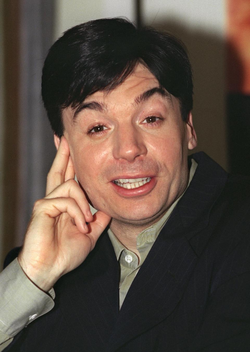 Mike Myers posing