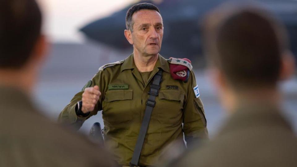 以色列總參謀長哈列維親訪內瓦蒂姆空軍基地。（圖／翻攝自以色列國防部）