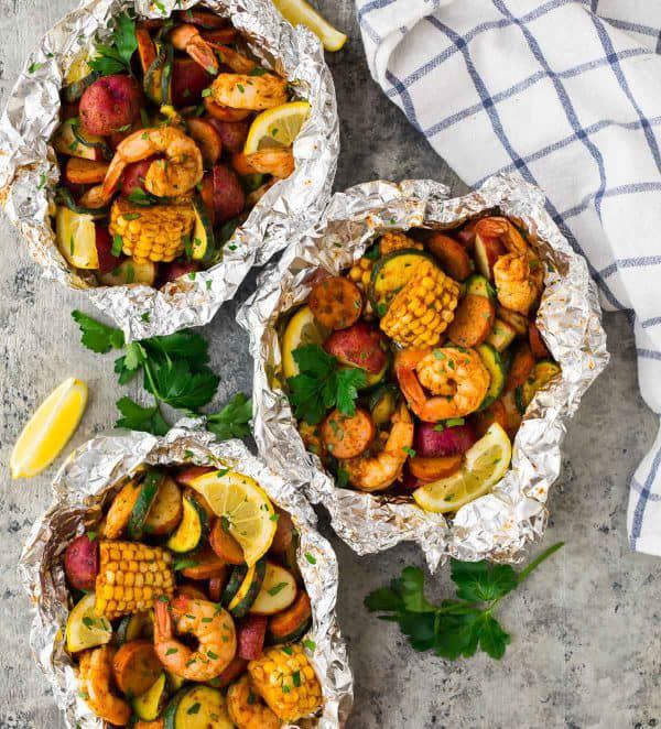These Easy Foil Packet Meals Taste Like a Summer Barbecue Year-Round