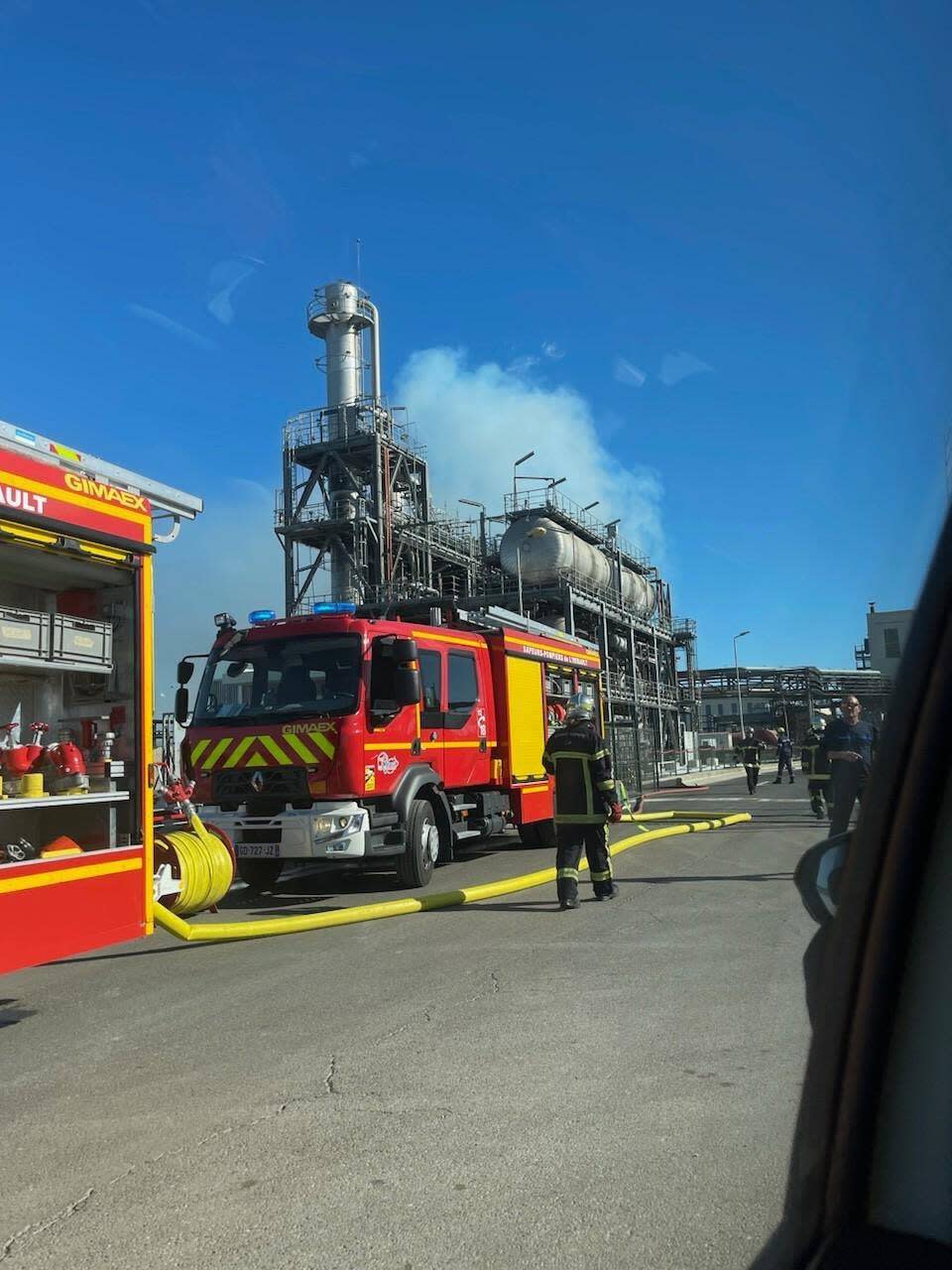 Un incendie s’est déclaré dans la zone industrielle de Sète, dans une usine classée Seveso.