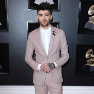 Zayn Malik Dyes His Hair Pink