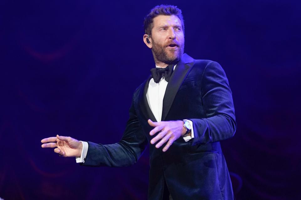 NASHVILLE, TENNESSEE - NOVEMBER 25: Brett Eldredge performs at Ryman Auditorium on November 25, 2022 in Nashville, Tennessee. (Photo by Mickey Bernal/Getty Images)