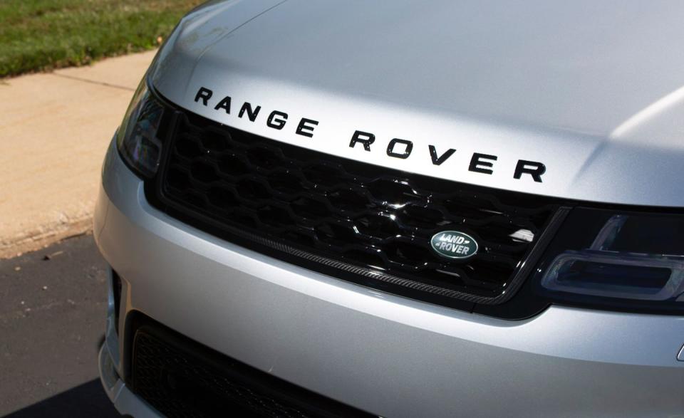 Every Angle of the 2019 Range Rover Sport HST