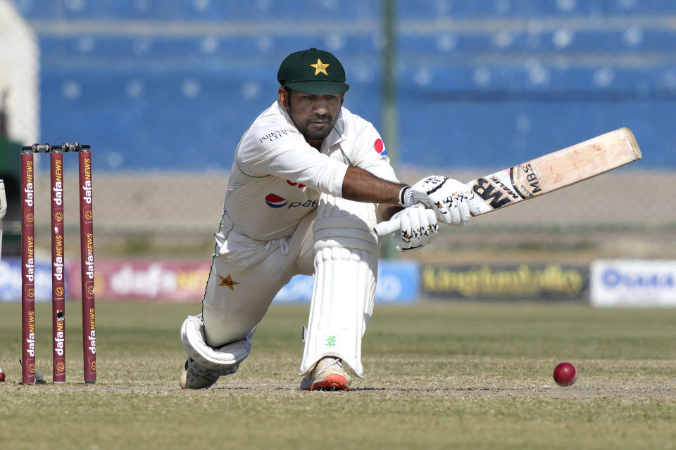 Pakistan's Sarfraz Ahmed plays a reverse sweep shot during the fifth day of the second test cricket match between Pakistan and New Zealand, in Karachi, Pakistan, Friday, Jan. 6, 2023. (AP Photo/Fareed Khan)