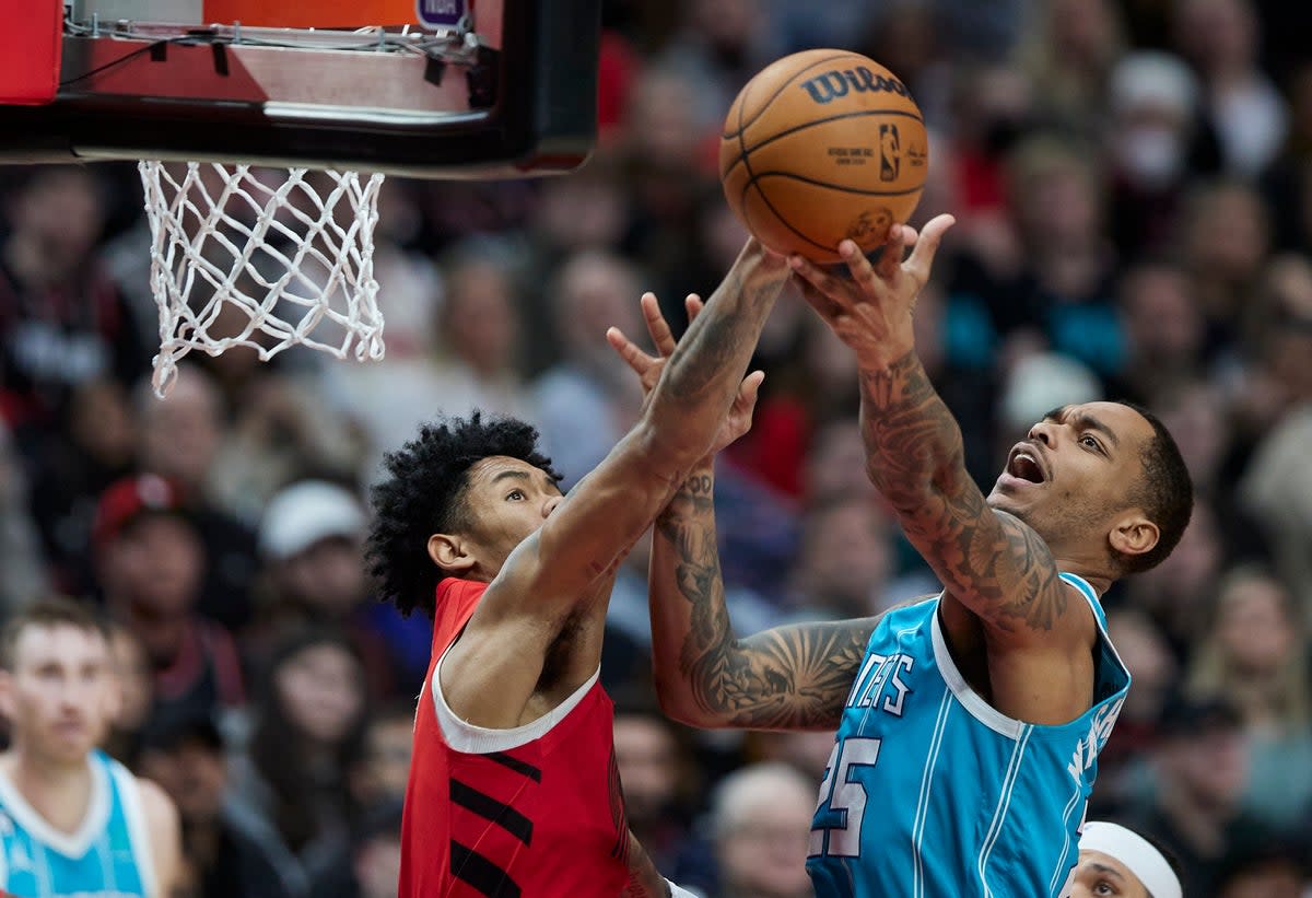 HORNETS-TRAIL BLAZERS (AP)