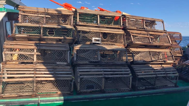 Lobster fishermen comply with federal order and move traps to smaller area