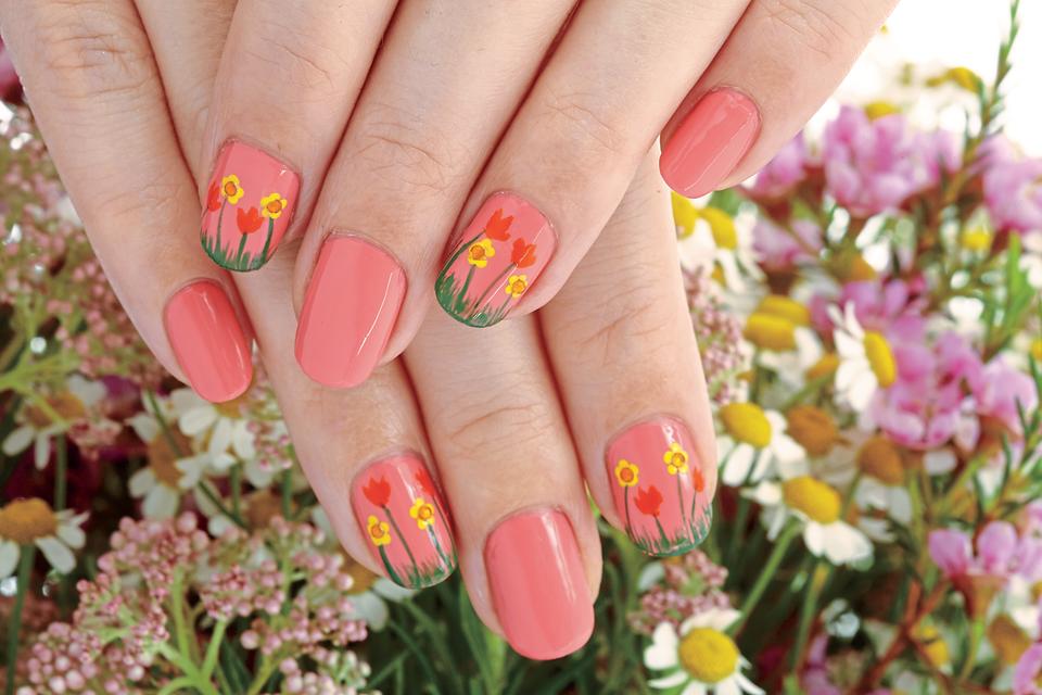 floral nails