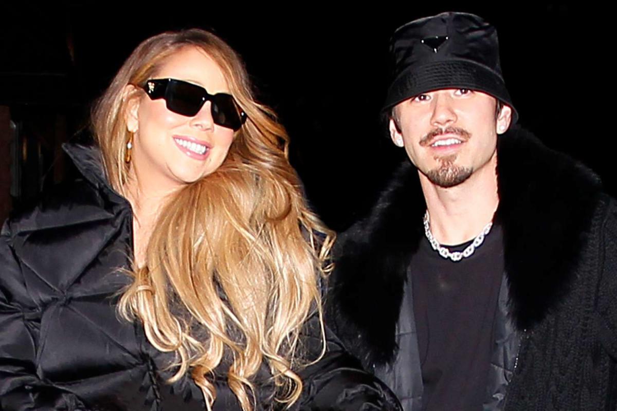 Mariah Carey's Boob Pops Out During Date With Boyfriend