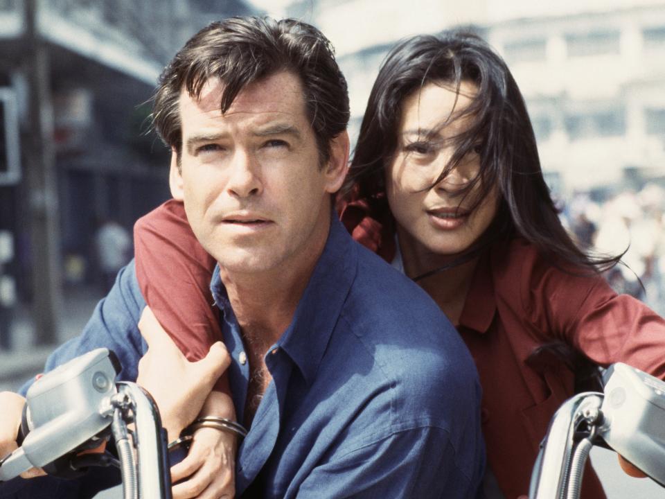 pierce brosnan and michelle yeoh in tomorrow never dies