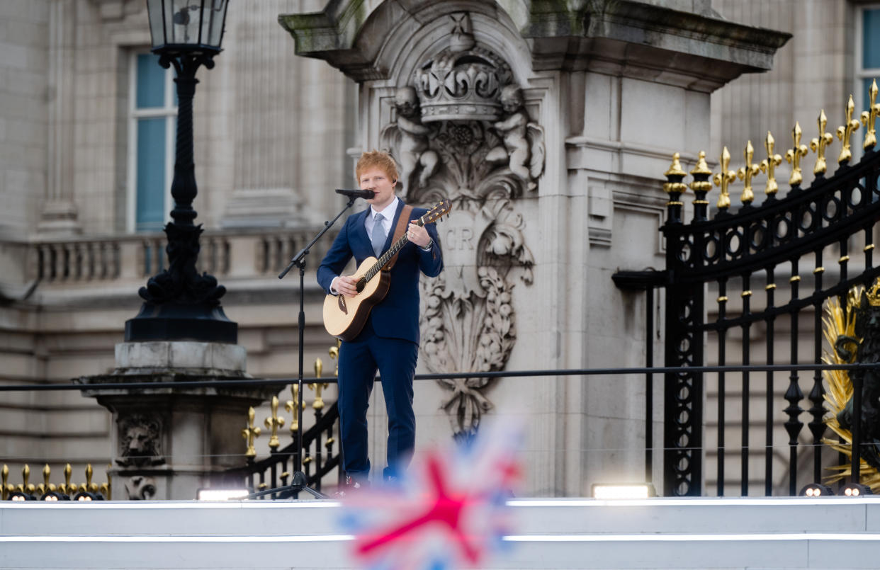 LONDON, ENGLAND - JUNE 05: Ed Sheeran performs during the Platinum Jubilee Pageant on June 05, 2022 in London, England. The Platinum Jubilee of Elizabeth II is being celebrated from June 2 to June 5, 2022, in the UK and Commonwealth to mark the 70th anniversary of the accession of Queen Elizabeth II on 6 February 1952.  on June 05, 2022 in London, England. The Platinum Jubilee of Elizabeth II is being celebrated from June 2 to June 5, 2022, in the UK and Commonwealth to mark the 70th anniversary of the accession of Queen Elizabeth II on 6 February 1952. (Photo by Samir Hussein/WireImage)