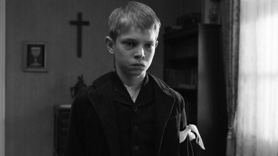 18. Das weiße Band -The white ribbon- (Michael Haneke, 2009): Otra de las obras del director austríaco-alemán que es habitué en los principales festivales del mundo con cada una de sus películas.