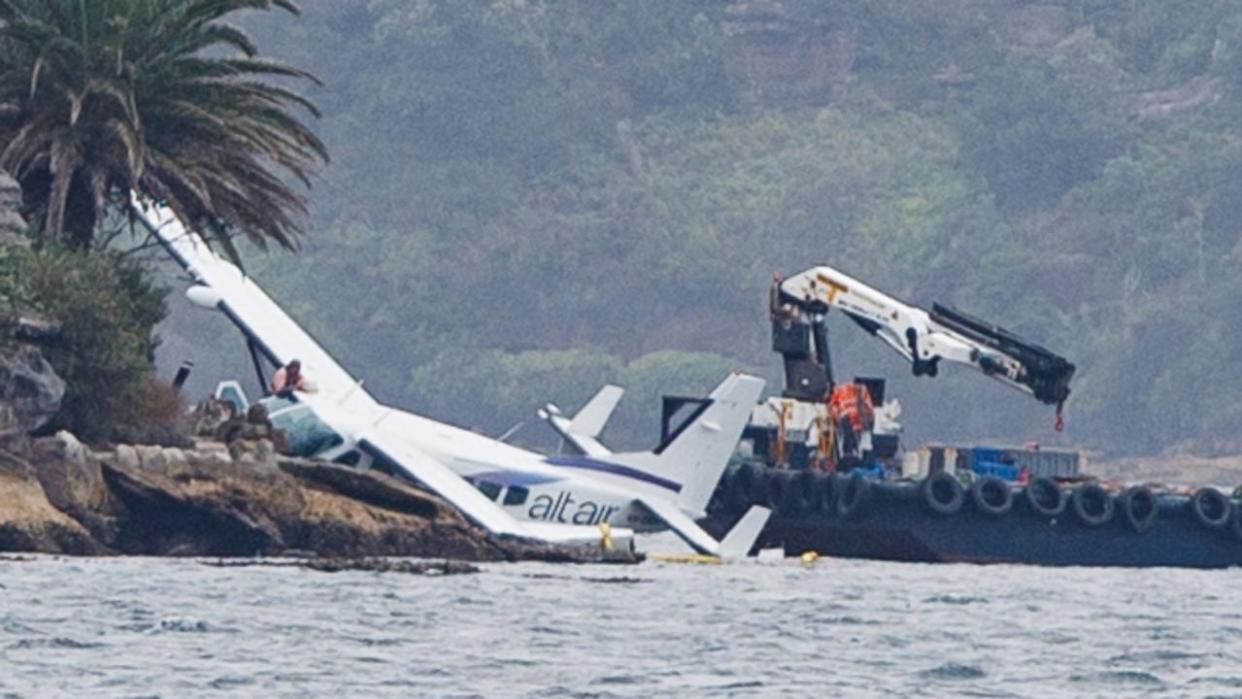 SEAPLANE CRASH SYDNEY HARBOUR